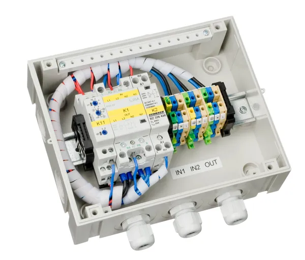 VE Transfer Switch 5KVA, 1ph, 200-250Vac - imagine 3