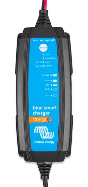 Blue Smart IP65s Charger 12/5(1) 230V CEE 7/17 Retail