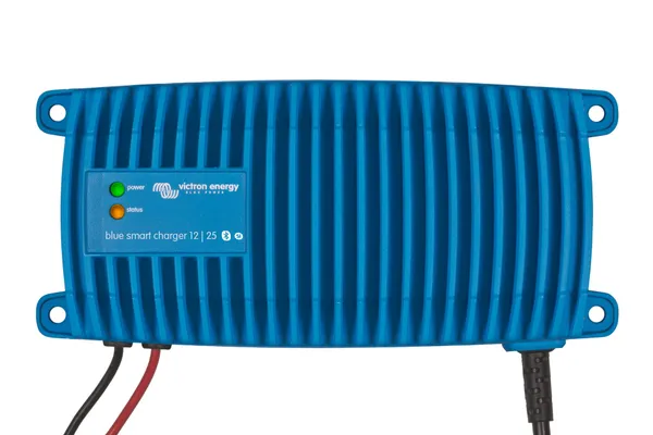 Blue Smart IP67 Charger 12/7(1) 230V CEE 7/7 - imagine 3
