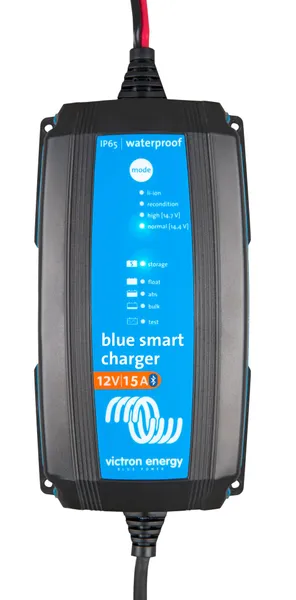 Blue Smart IP65 Charger 12/15(1) 230V CEE 7/17 Retail